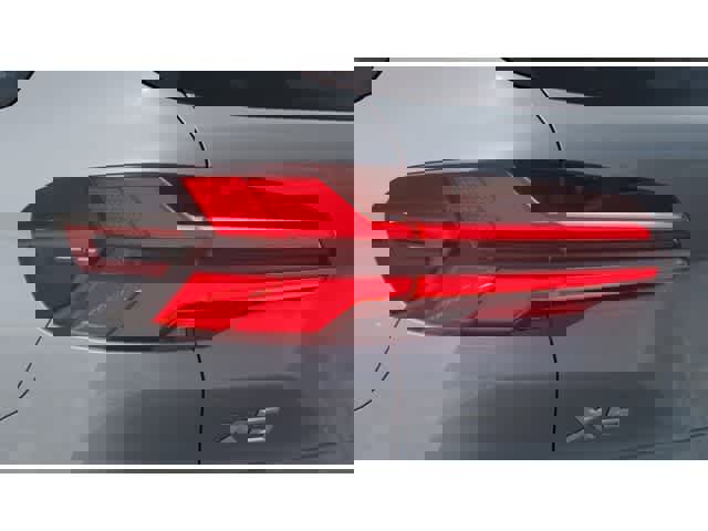 New 2025 BMW X5 xDrive50e w/ M Sport Package image 15