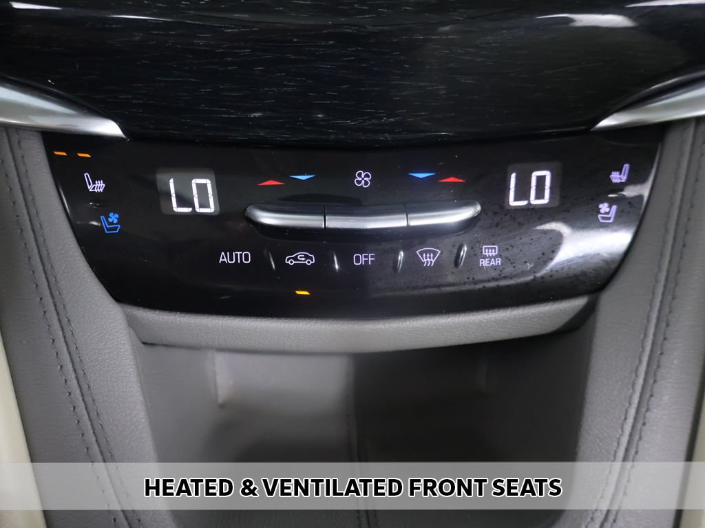 Used 2020 Cadillac XT6 Premium Luxury AWD/4WD image 8