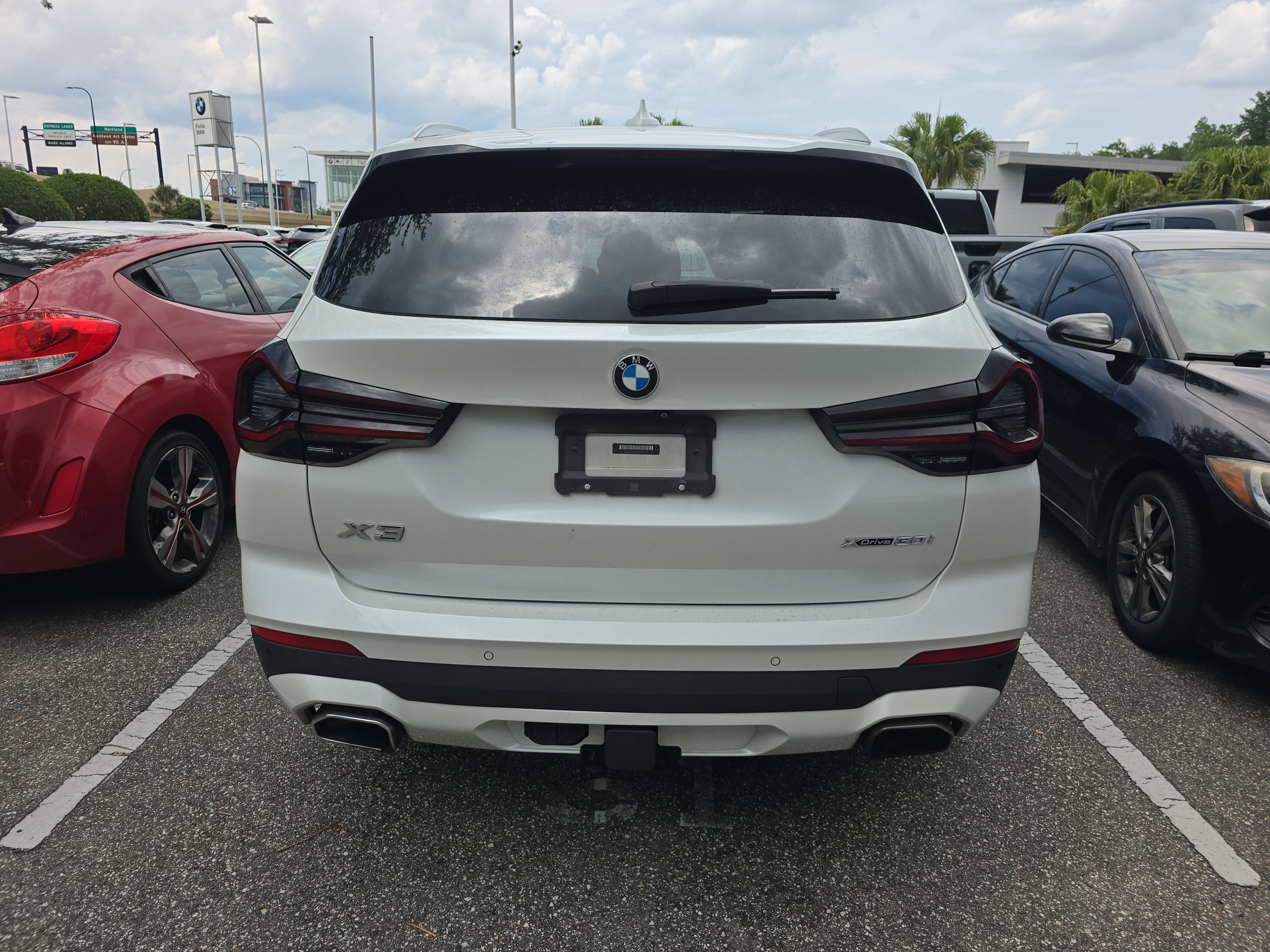 Used 2022 BMW X3 xDrive30i w/ Premium Package AWD/4WD image 3