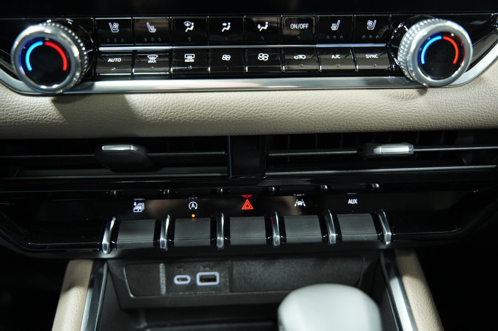 New 2026 GMC Canyon Denali image 32