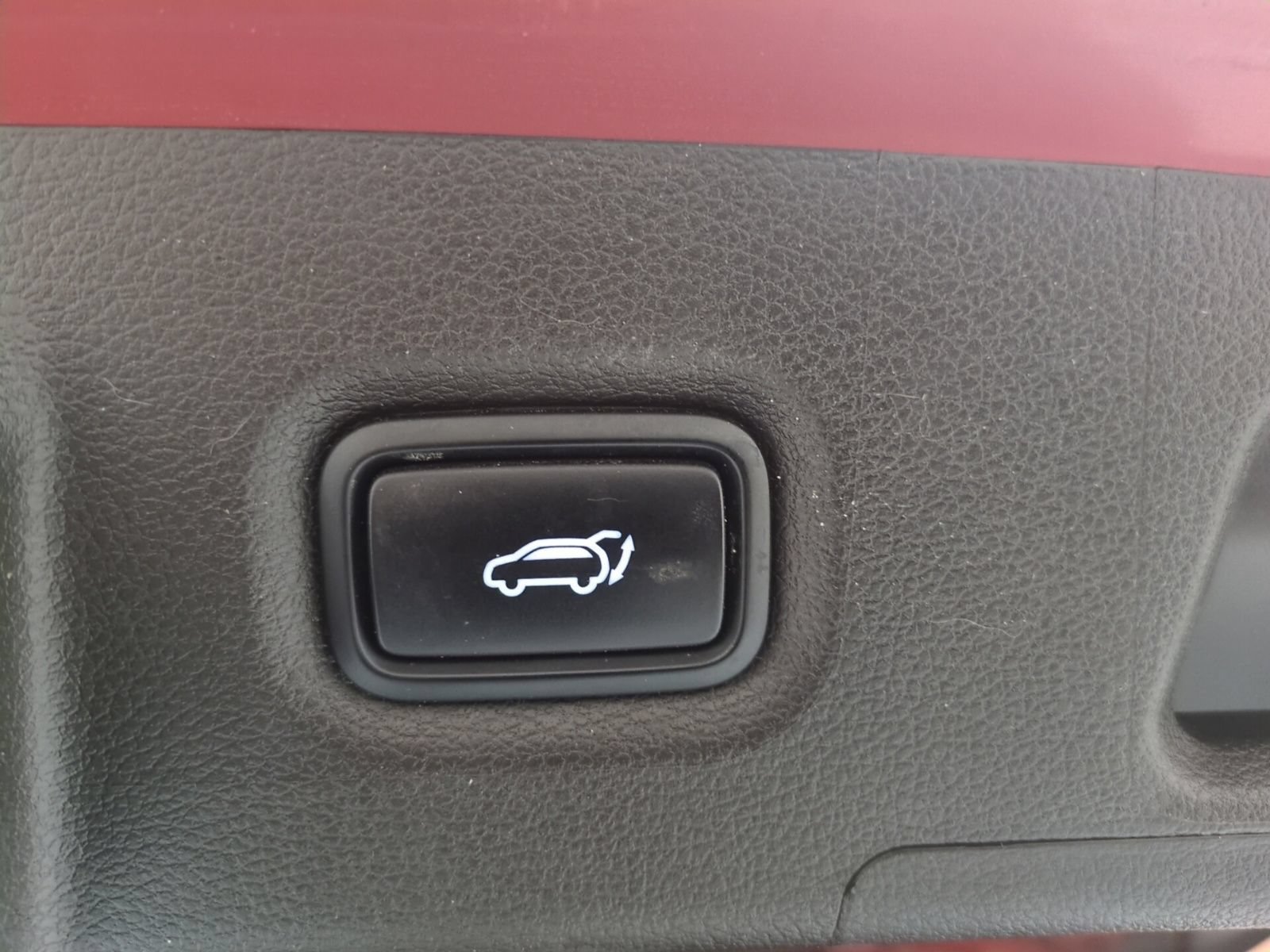 Used 2019 Hyundai Santa Fe AWD image 13