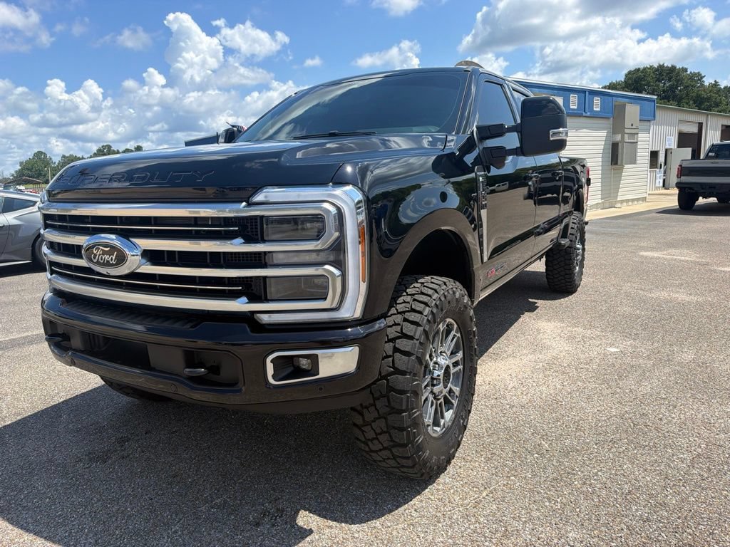Used 2026 Ford F350 Platinum w/ Platinum Plus Package AWD/4WD image 1