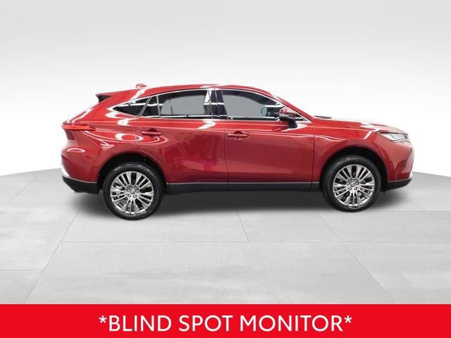 Used 2024 Toyota Venza Limited image 14