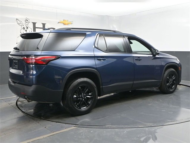 Used 2023 Chevrolet Traverse LT image 50