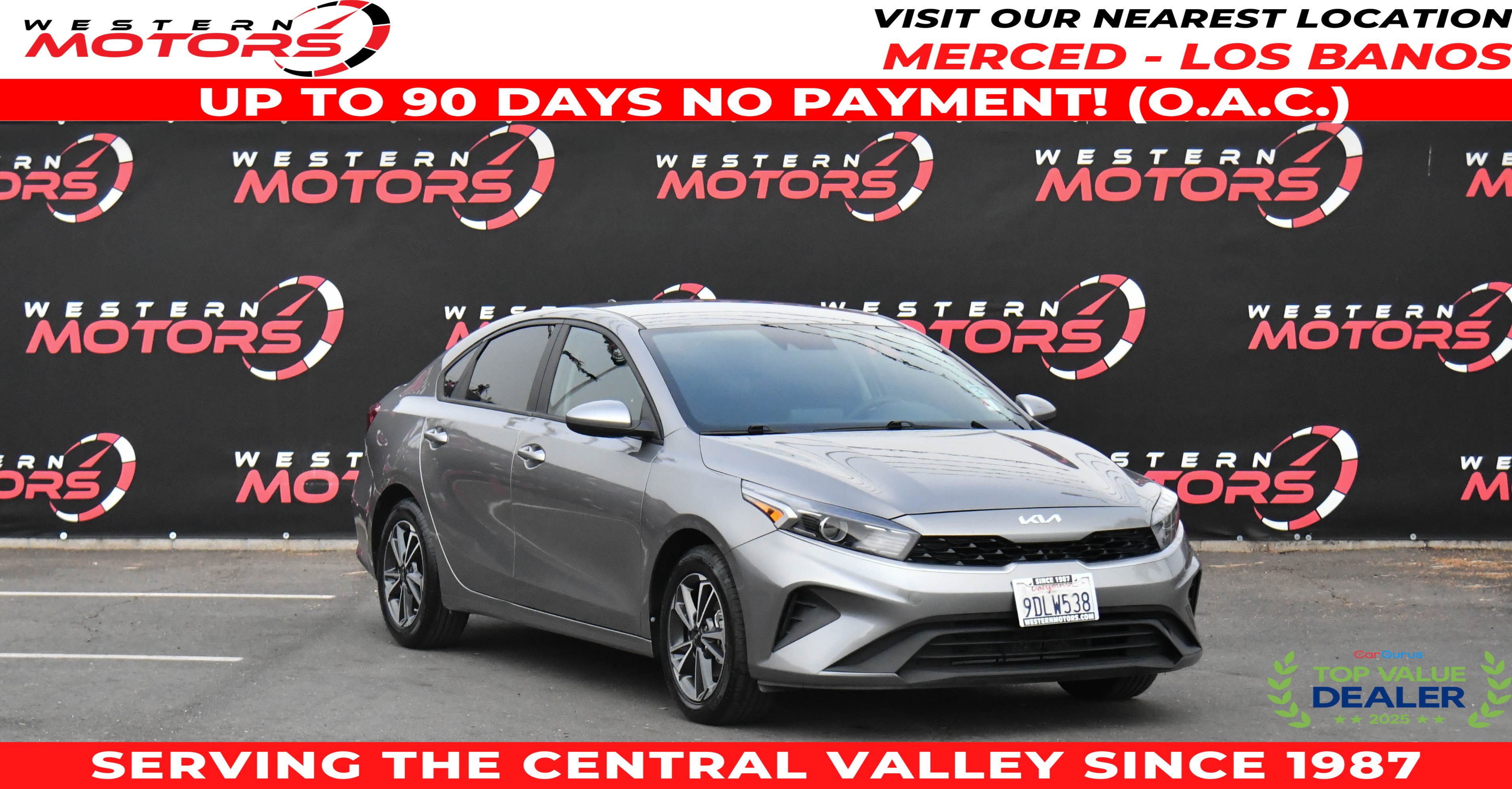 Used 2023 Kia Forte LXS image 1