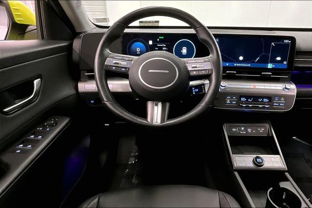 Used 2025 Hyundai Kona Limited FWD image 6