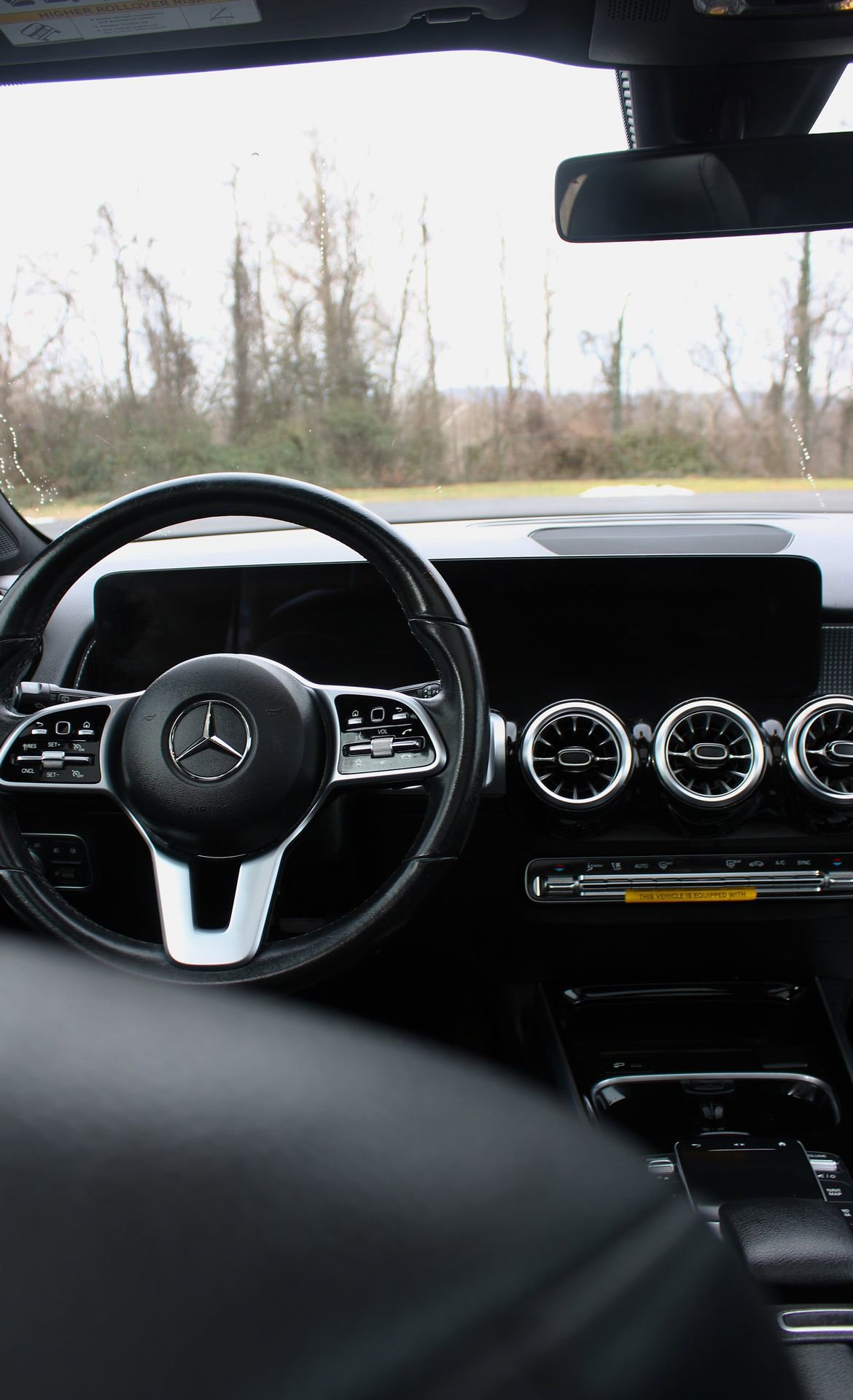 Used 2023 Mercedes-Benz GLB 250 image 17