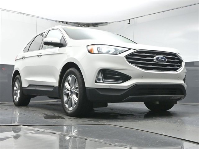 Used 2021 Ford Edge Titanium image 32