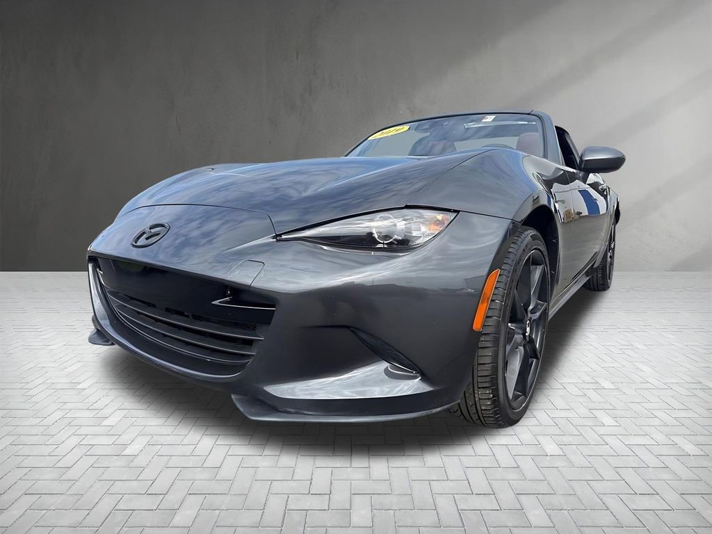 Used 2019 MAZDA MX-5 Miata RF Grand Touring RWD image 17