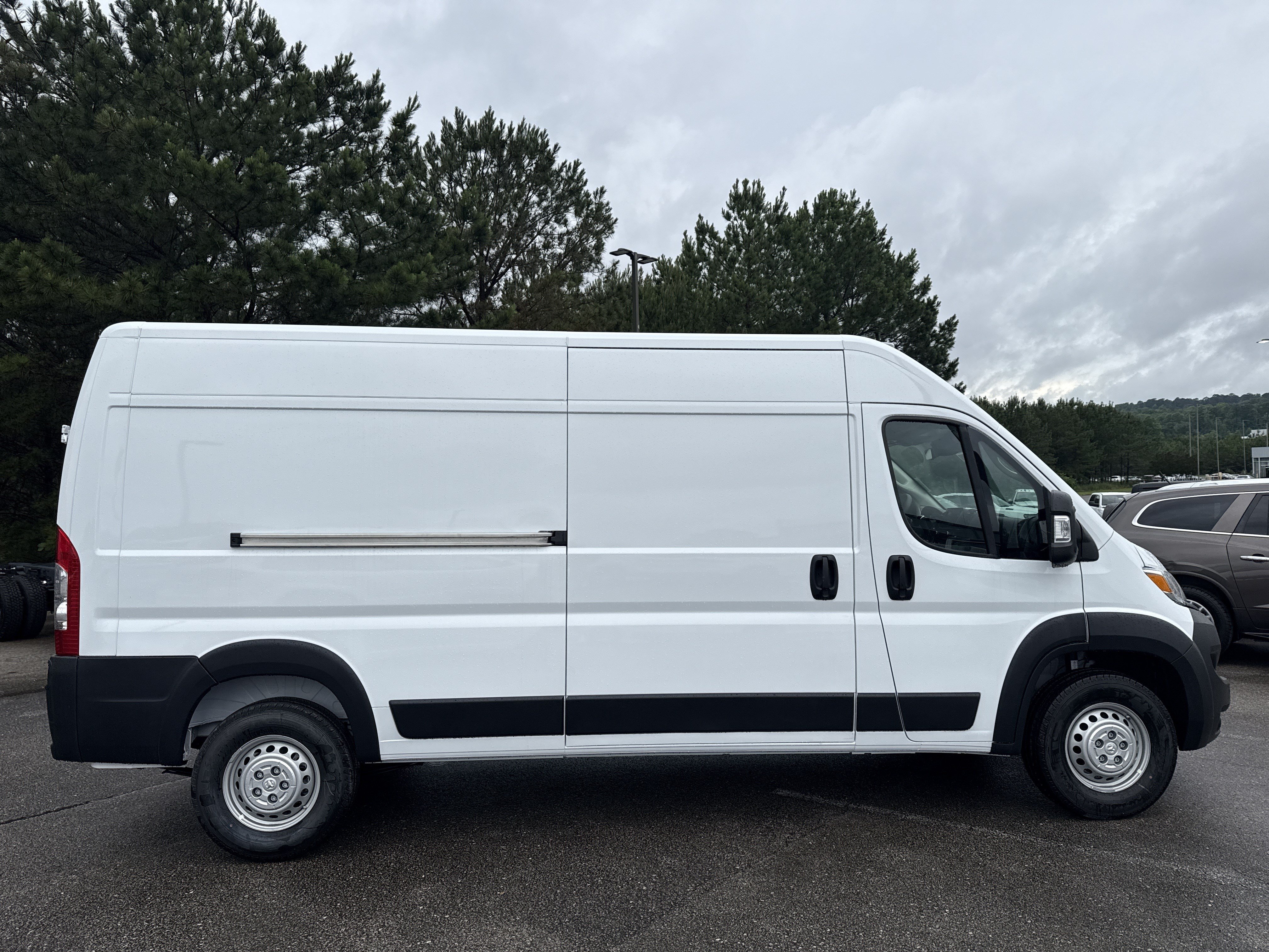 New 2026 RAM ProMaster 2500 w/ Safety Group FWD image 8