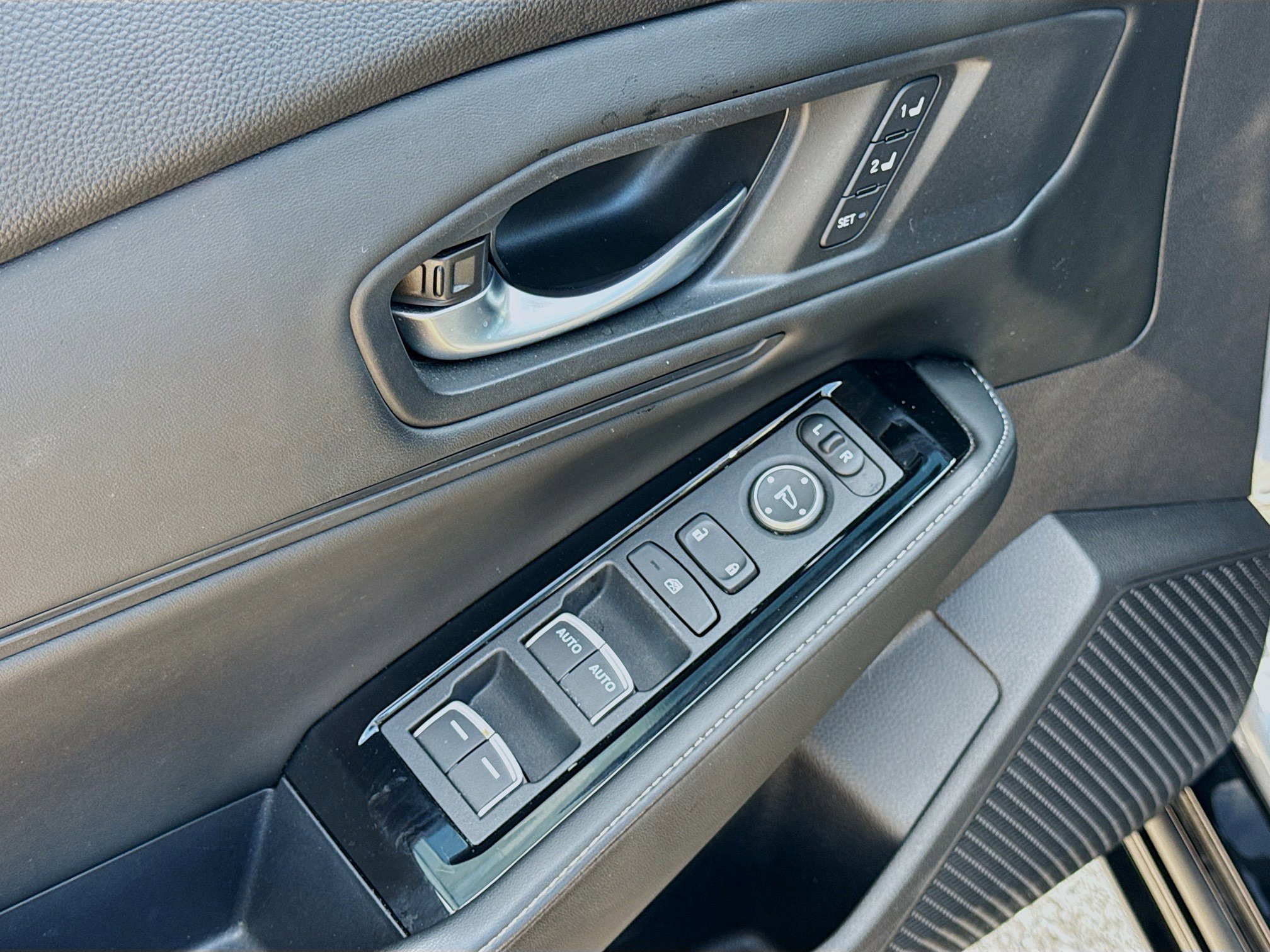 Used 2023 Honda Accord Touring image 22