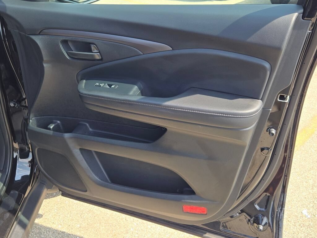 Used 2024 Honda Passport EX-L image 8