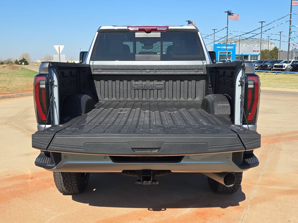 New 2026 GMC Sierra 2500 AT4 w/ AT4 Premium Plus Package AWD/4WD image 12