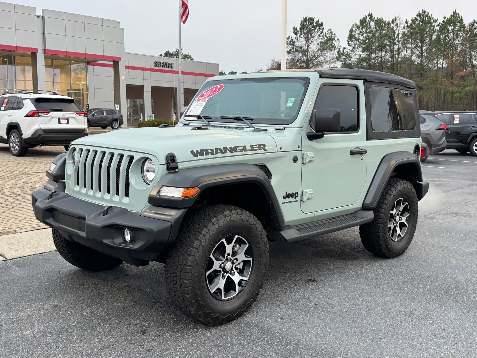 Used 2023 Jeep Wrangler Sport S image 2