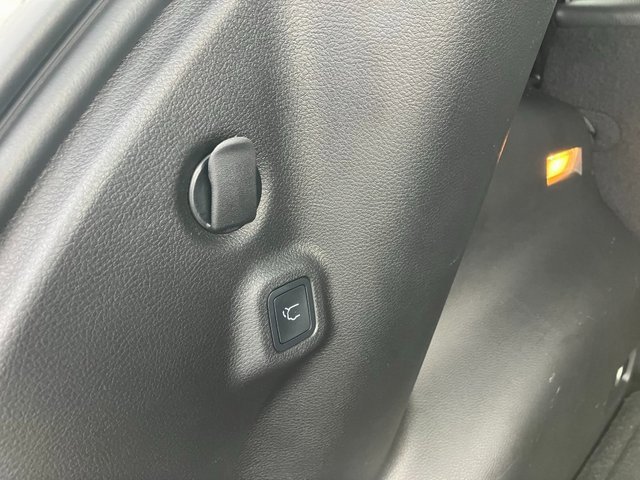 Used 2023 Jeep Compass Altitude w/ Convenience Group image 24