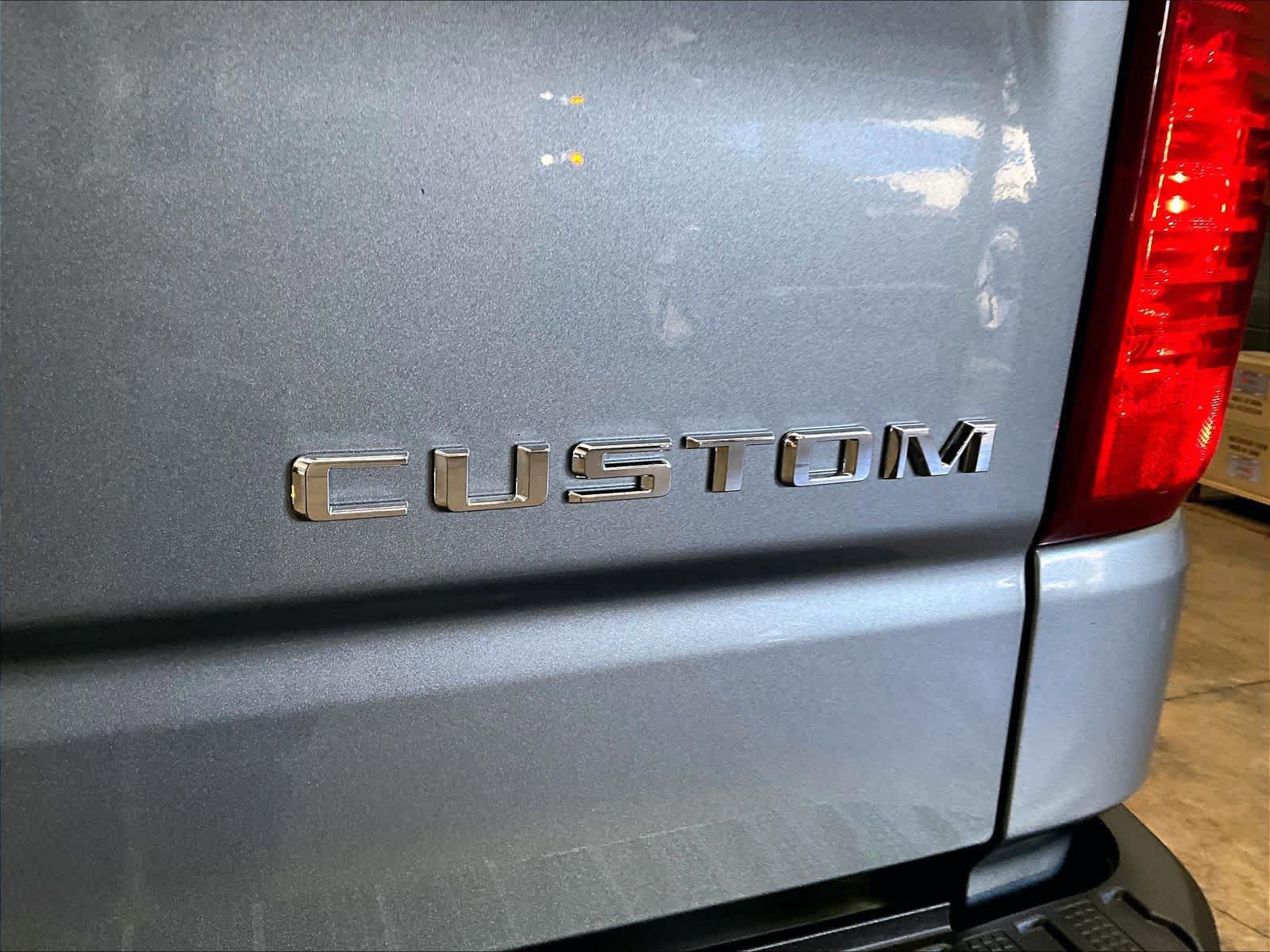 Used 2026 Chevrolet Silverado 1500 Custom RWD image 11