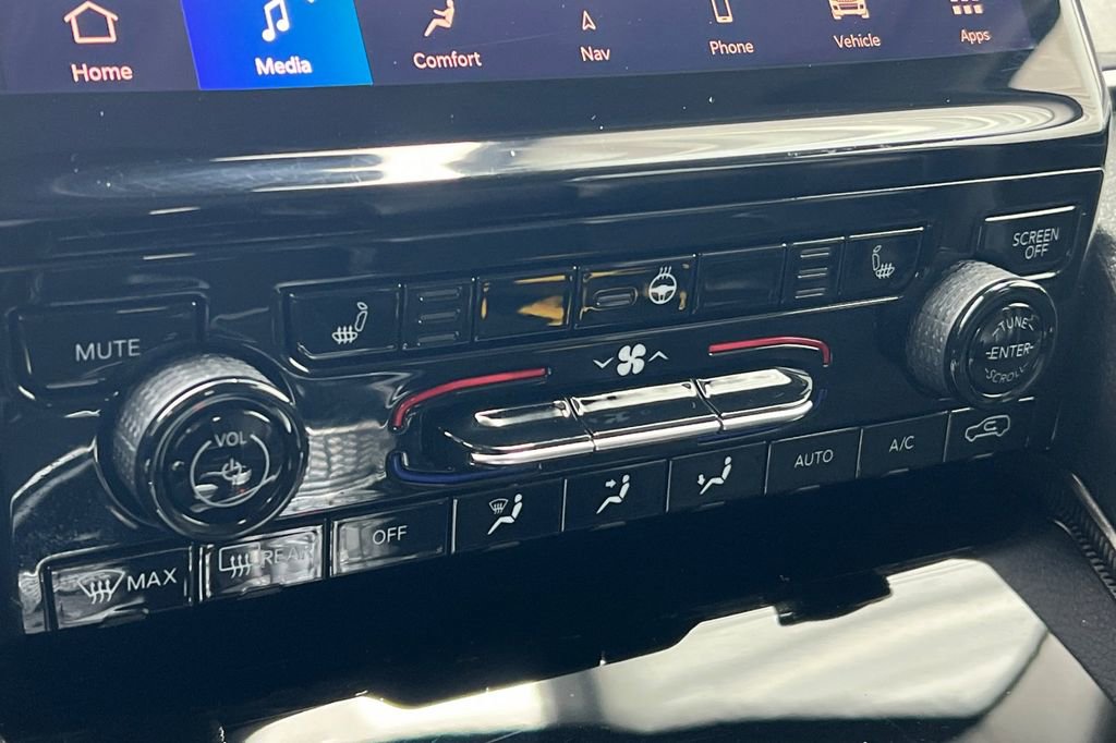 Used 2024 Jeep Grand Cherokee Limited 4xe image 21