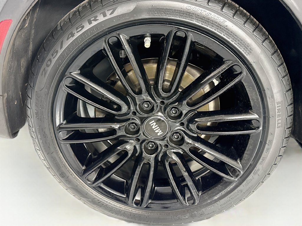 Certified 2024 MINI Cooper S FWD image 39