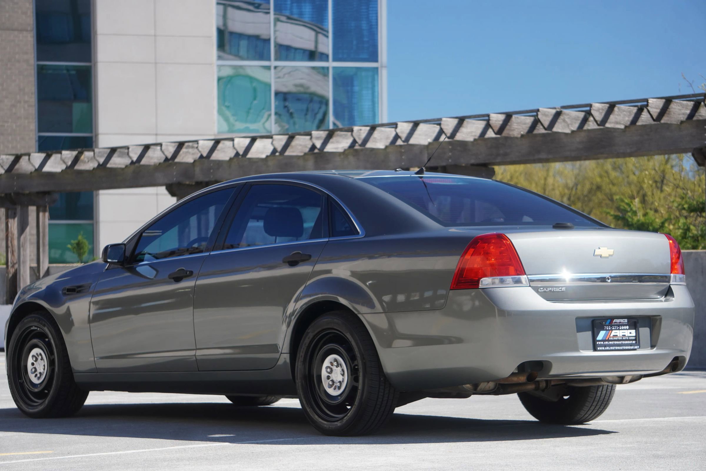 Used 2013 Chevrolet Caprice RWD image 9