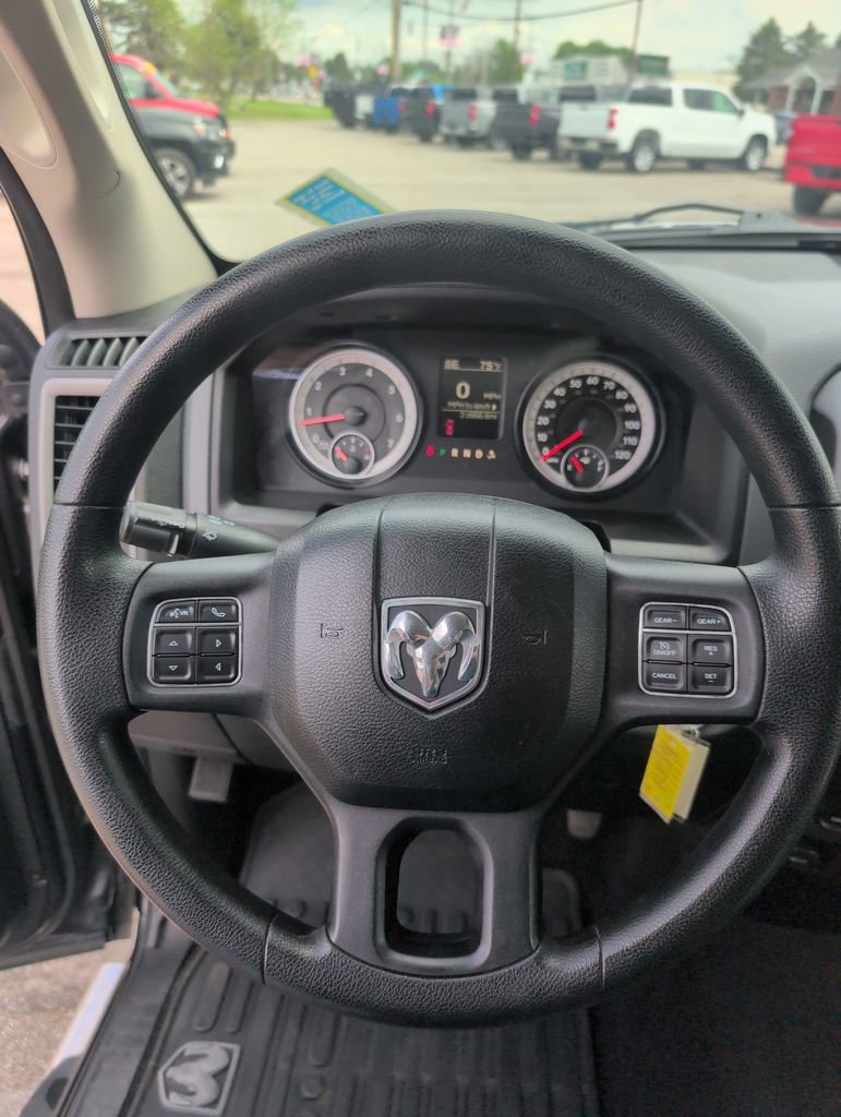 Used 2014 RAM 1500 Express AWD/4WD image 8