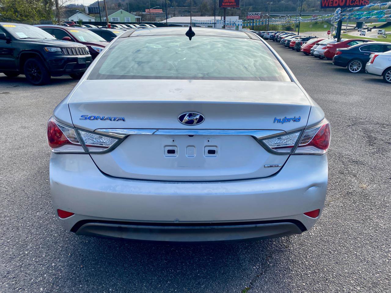 Used 2014 Hyundai Sonata Limited w/ Panoramic Sunroof Package 02 FWD image 6
