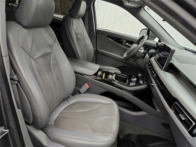 Used 2021 Lincoln Nautilus Reserve image 37