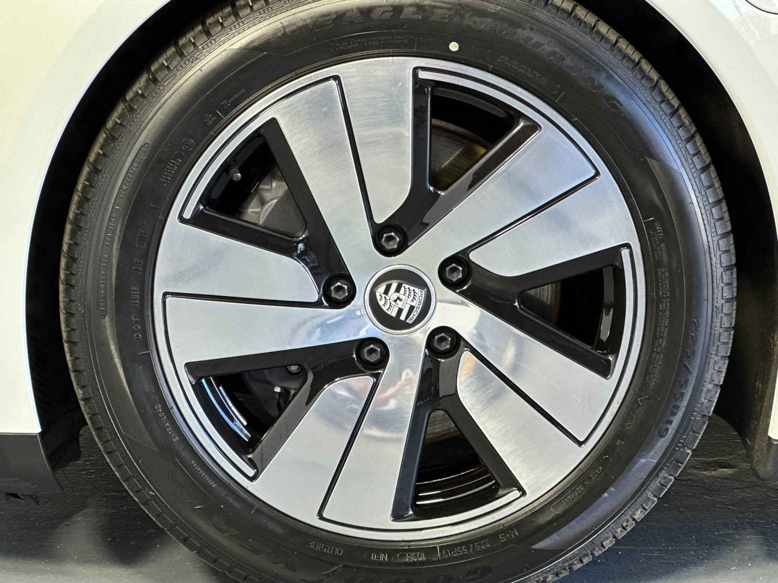 Certified 2023 Porsche Taycan RWD image 32