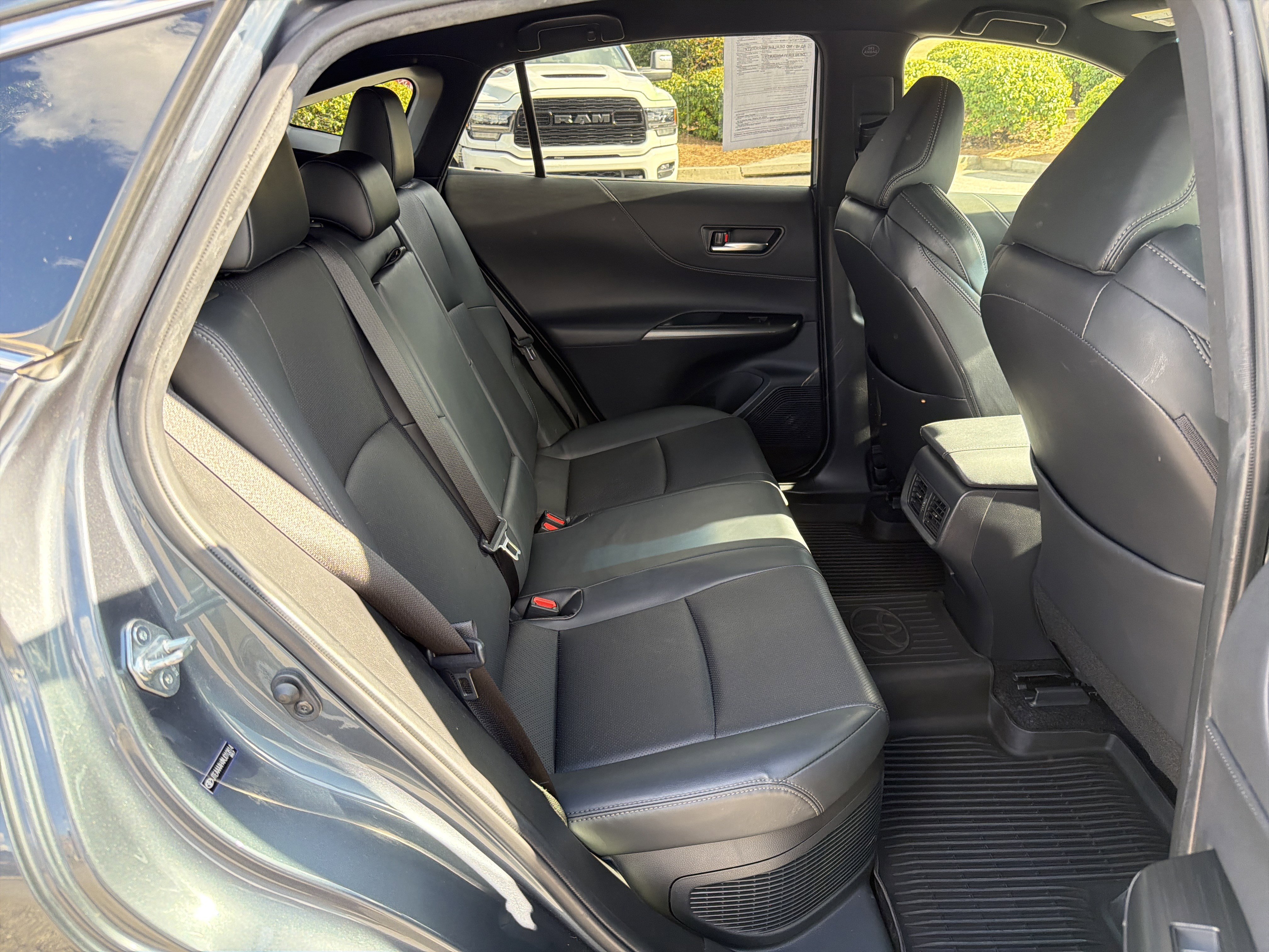 Certified 2021 Toyota Venza XLE w/ Softex Package image 29