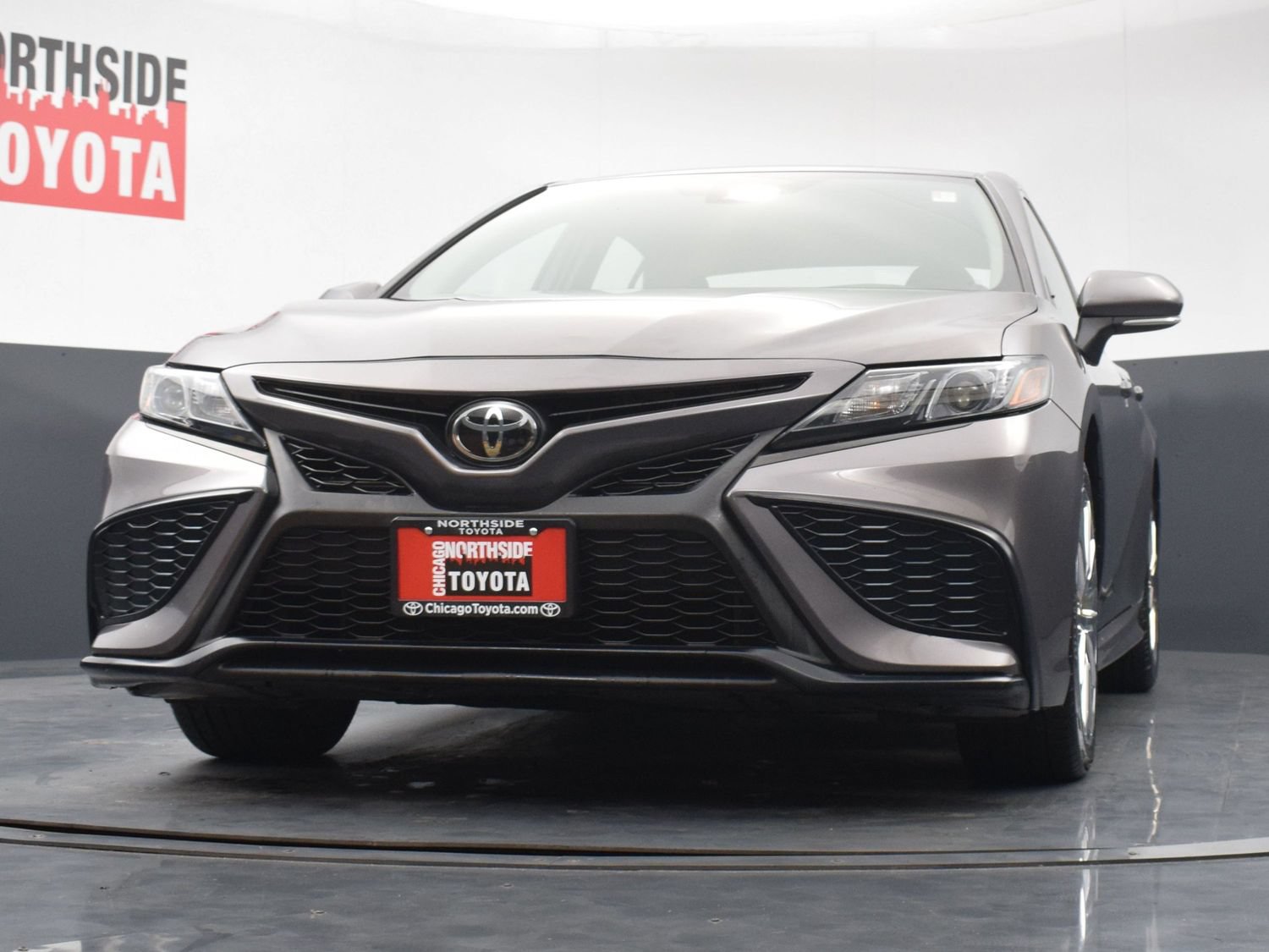 Used 2024 Toyota Camry SE FWD image 29
