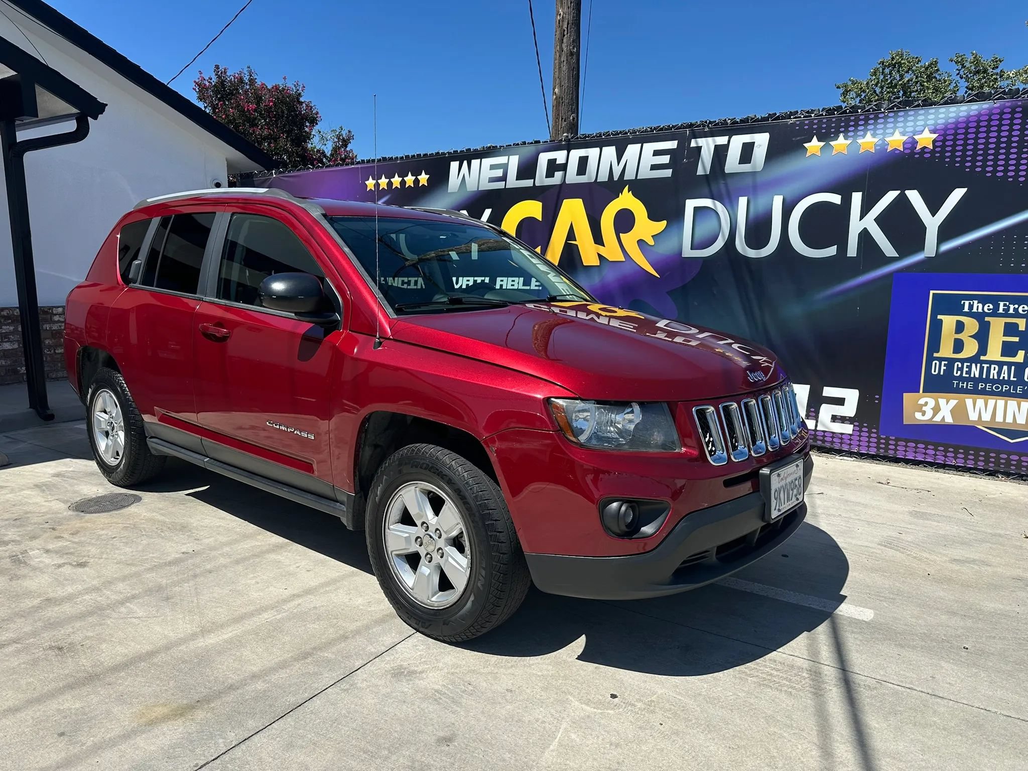 Used 2015 Jeep Compass Sport w/ Power Value Group FWD image 2