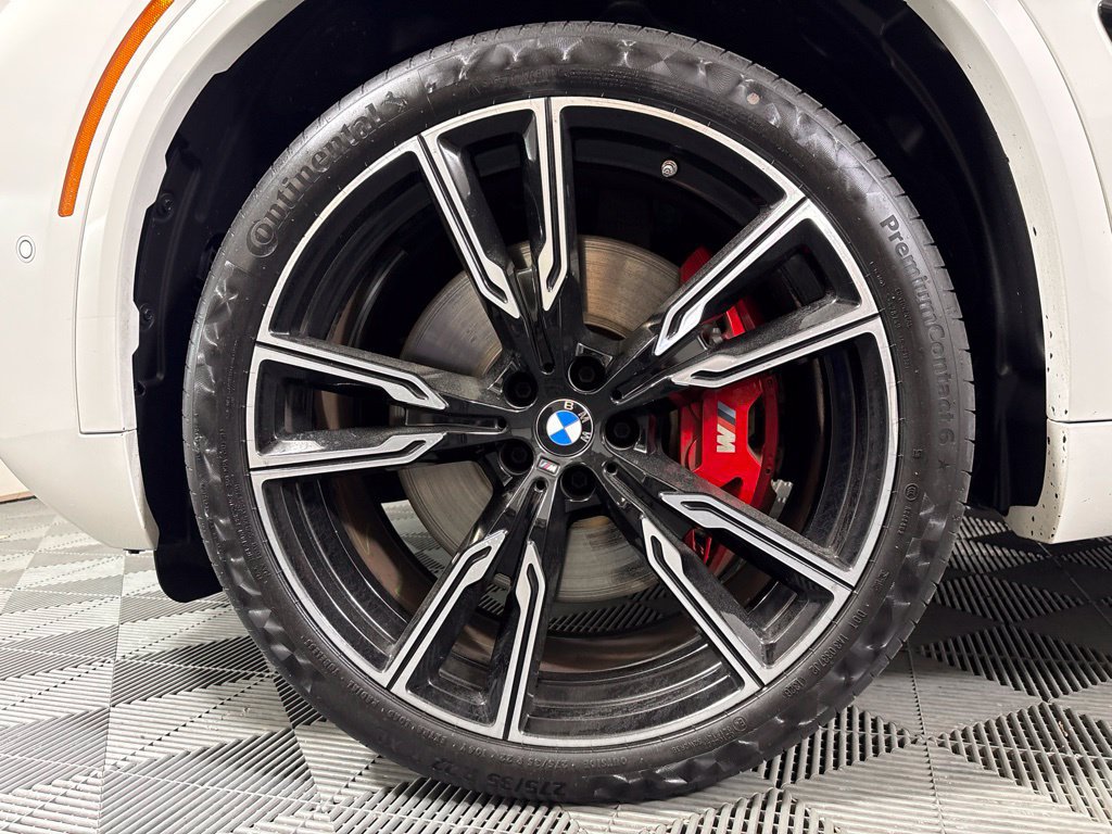 Certified 2025 BMW X5 M60i w/ Climate Comfort Package AWD/4WD image 8