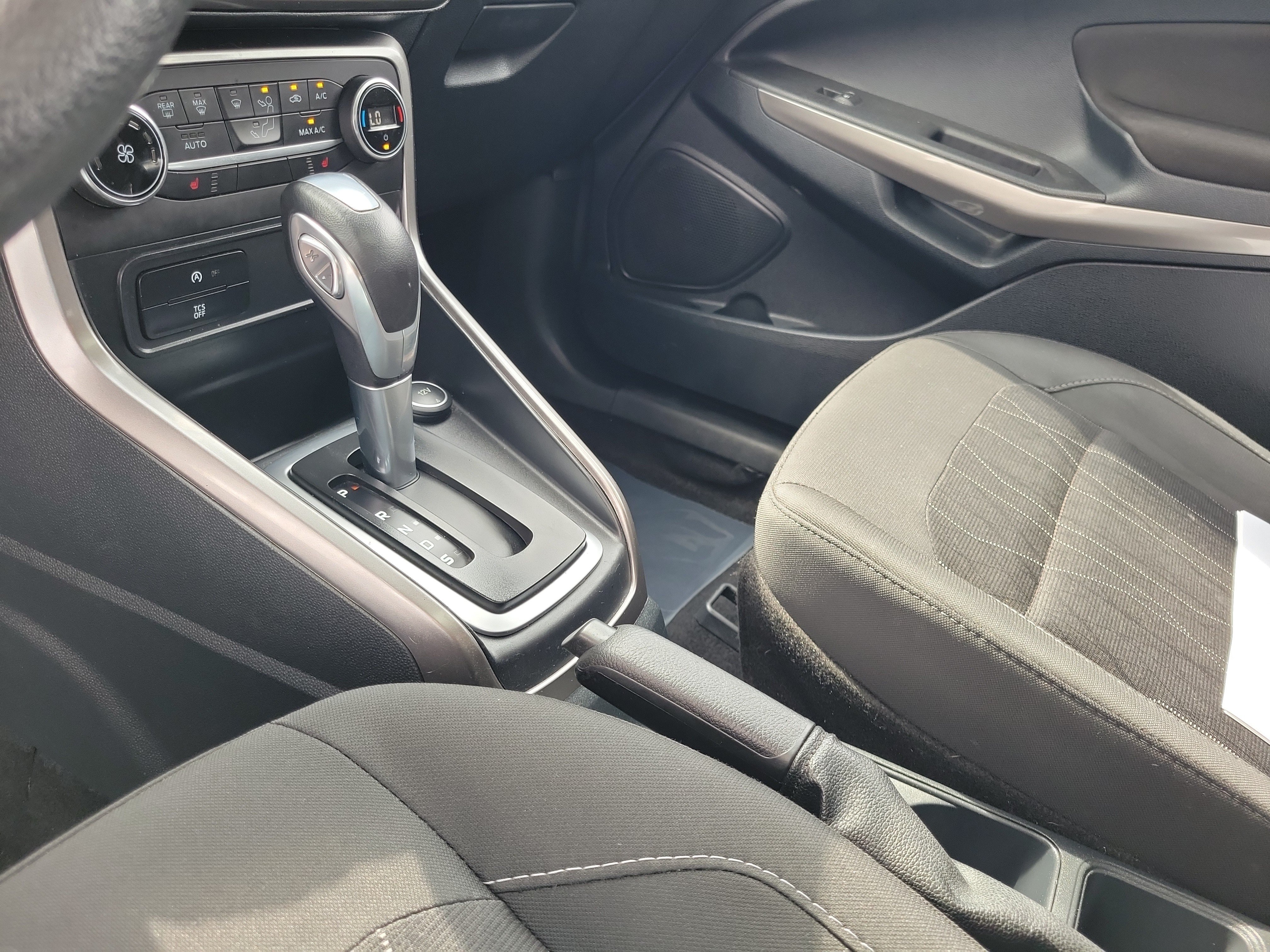 Used 2021 Ford EcoSport SE FWD image 18