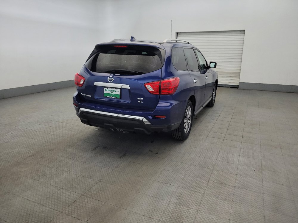 Used 2019 Nissan Pathfinder SL AWD/4WD image 9