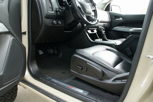 Used 2022 Chevrolet Colorado ZR2 image 15