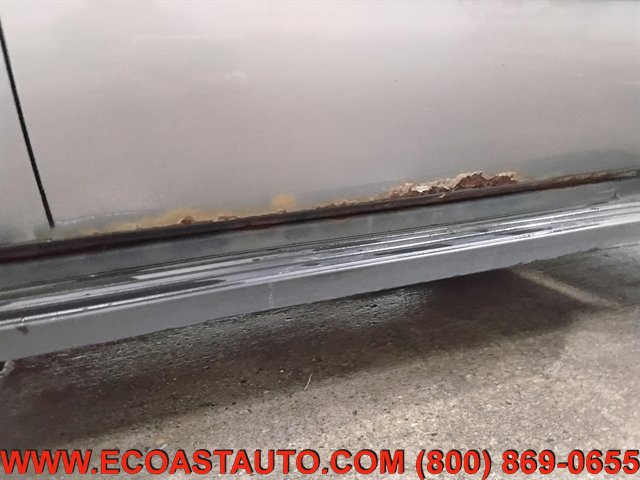 Used 2008 Chevrolet Suburban LT image 25