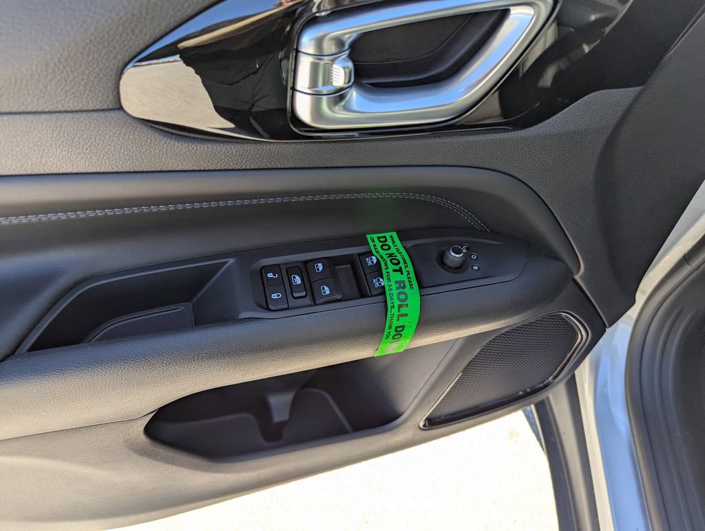 New 2026 Jeep Compass Latitude AWD/4WD image 19