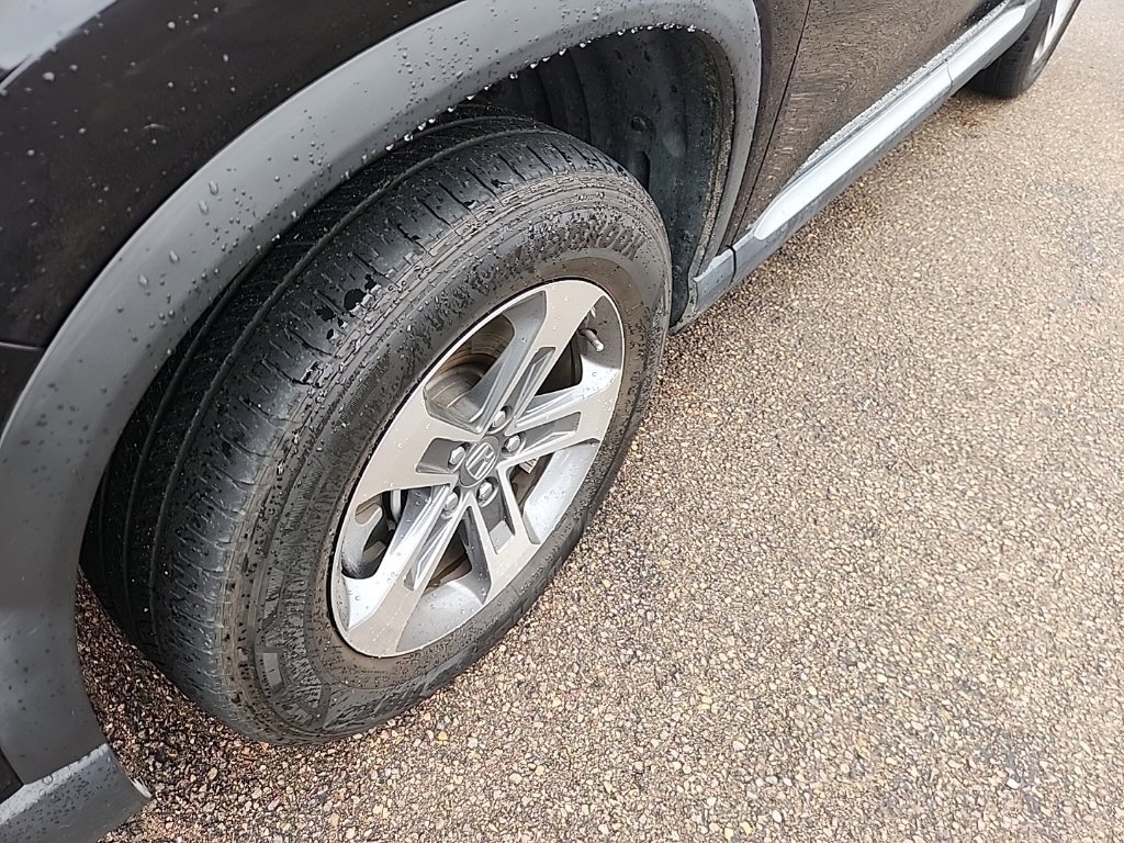 Used 2025 Honda Pilot EX-L image 7