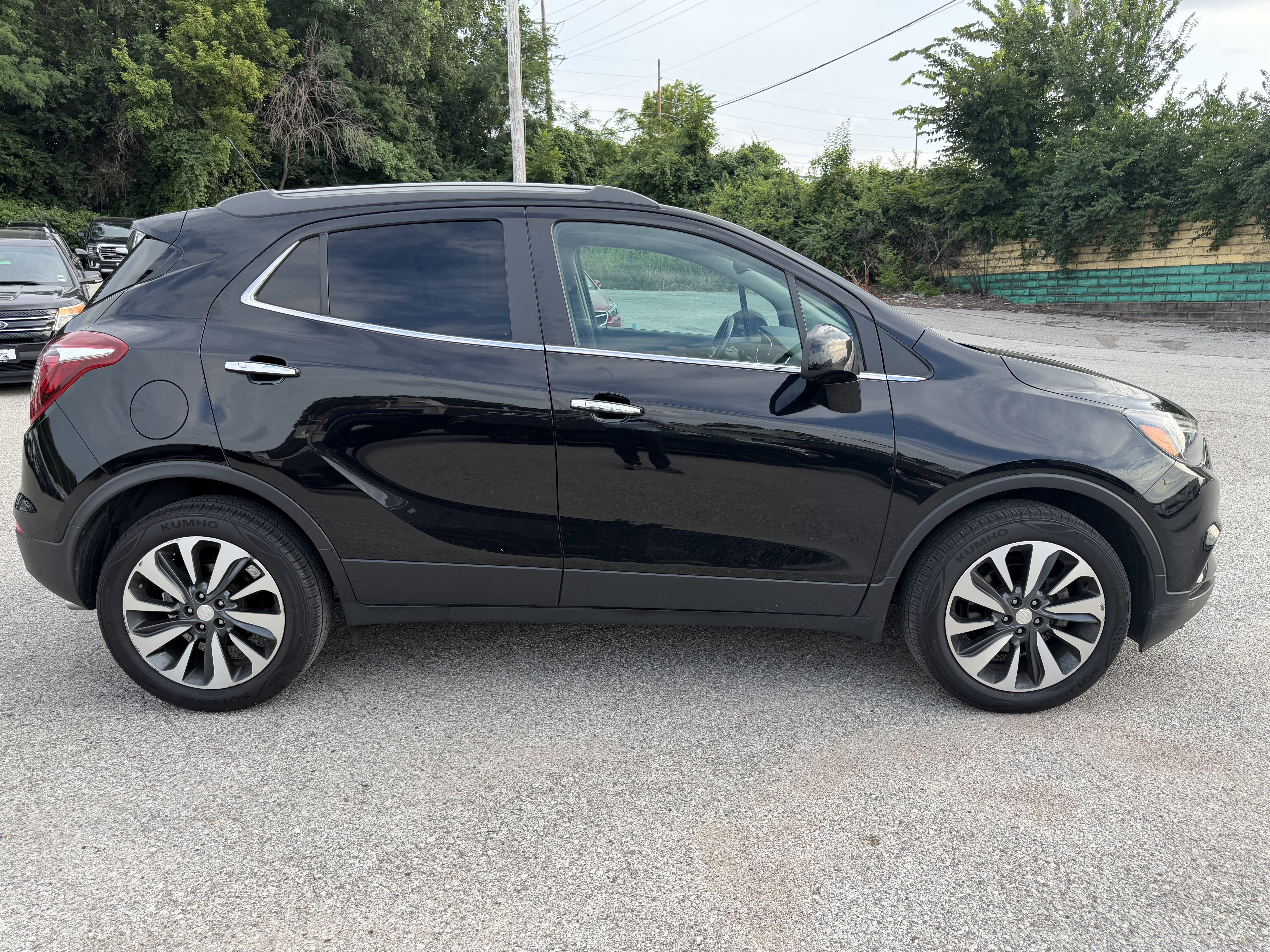 Used 2021 Buick Encore Preferred FWD image 8