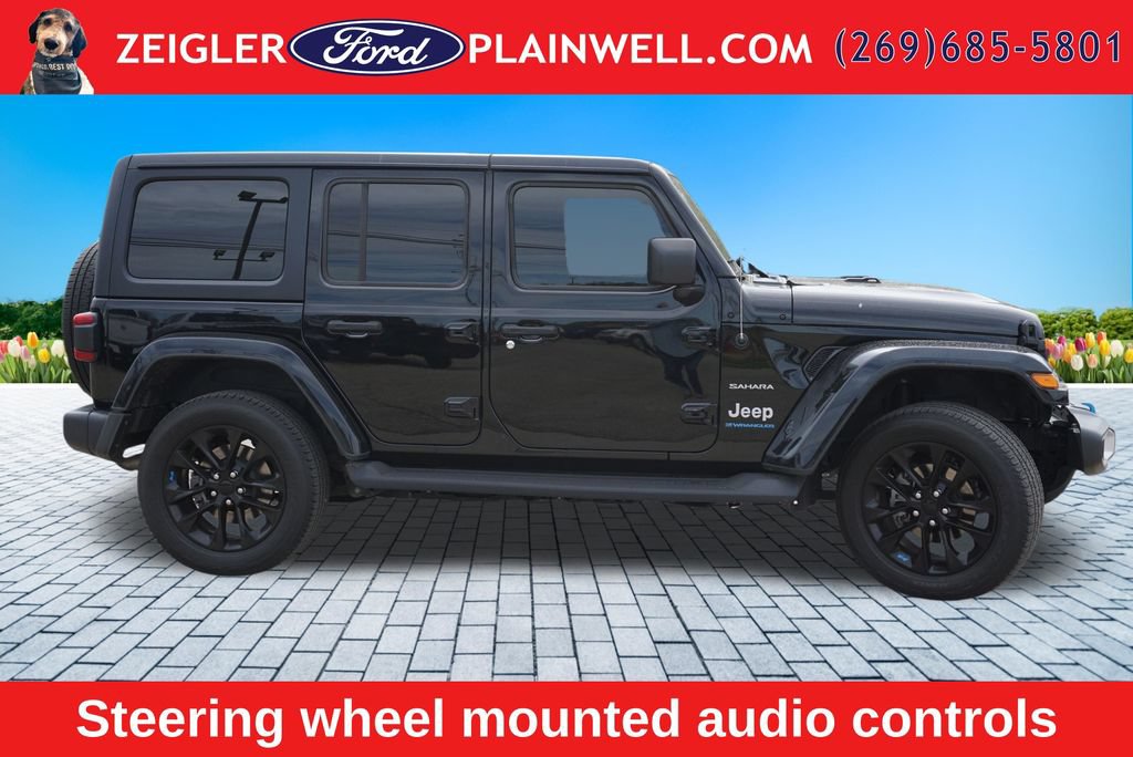 Used 2023 Jeep Wrangler Unlimited Sahara w/ Cold Weather Group AWD/4WD image 6