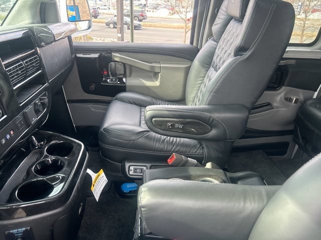 New 2026 Chevrolet Express 2500 Extended w/ Driver Convenience Package RWD image 15