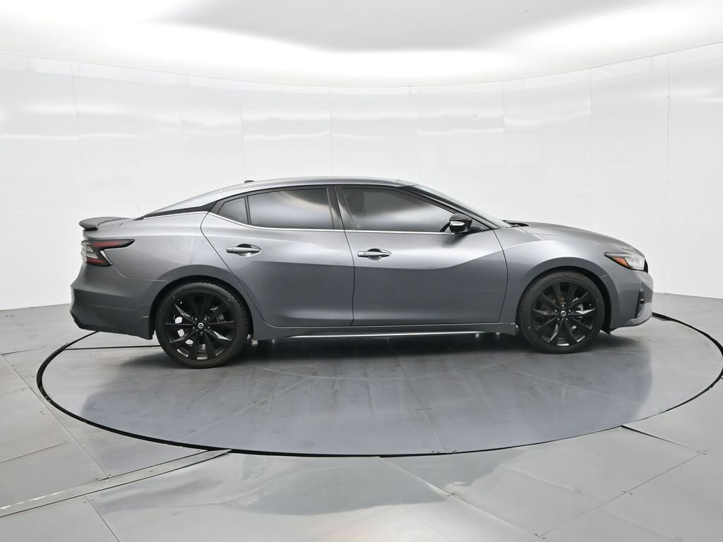Used 2021 Nissan Maxima SR w/ Sport Mat Group image 5