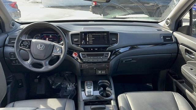 Certified 2022 Honda Pilot Touring image 12