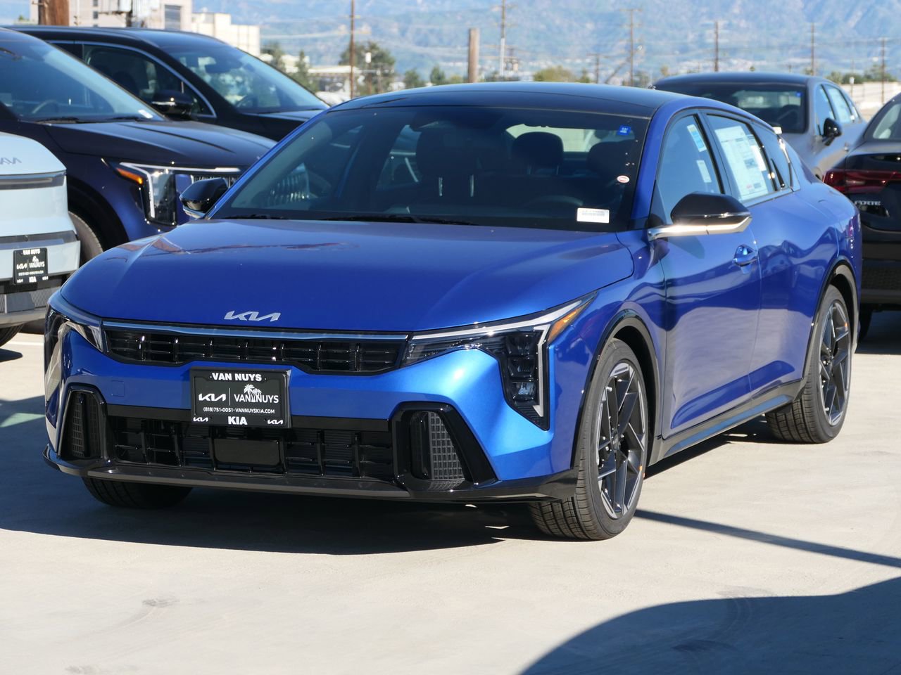 New 2025 Kia K4 GT-Line w/ GT-Line Sunroof Package image 6