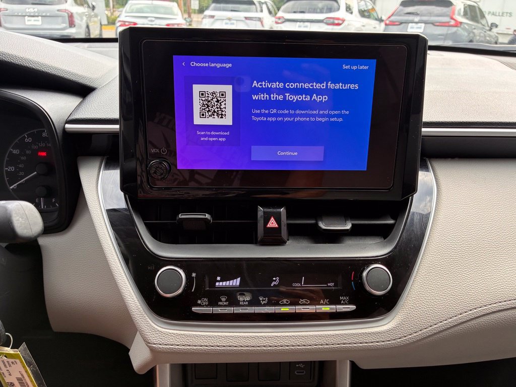 Used 2025 Toyota Corolla Cross L FWD image 36