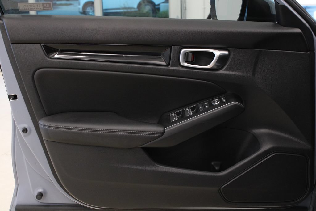 Used 2023 Honda Civic Sport Touring image 10