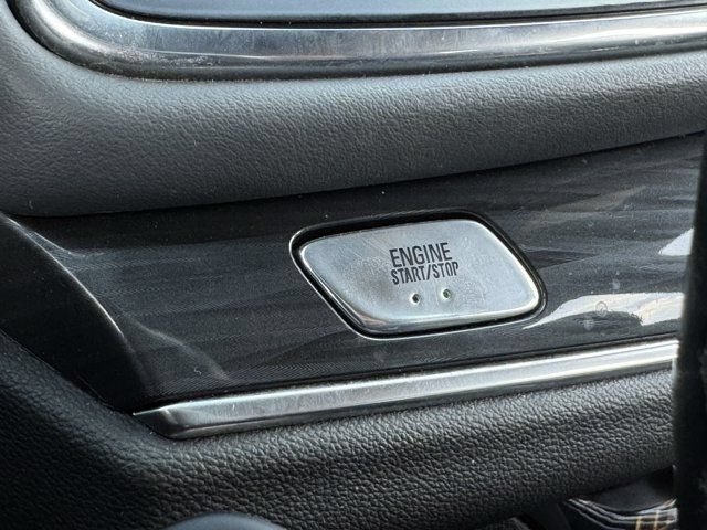 Used 2022 Buick Enclave Essence FWD image 22