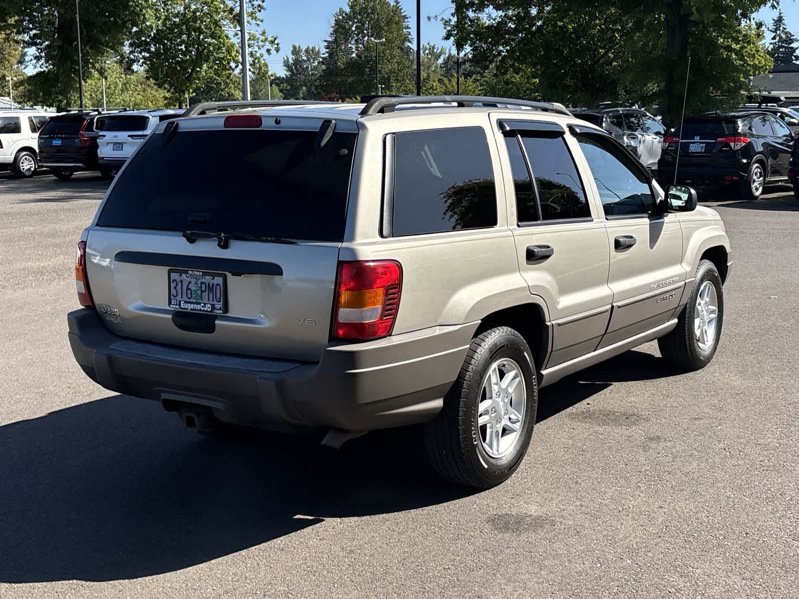 Used 2003 Jeep Grand Cherokee Laredo AWD/4WD image 5