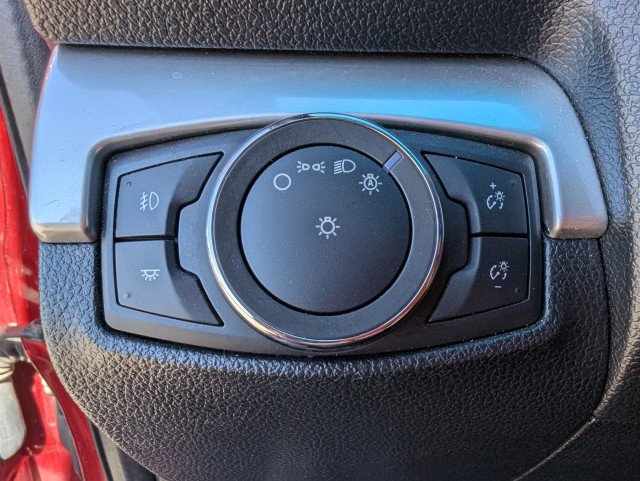 Used 2016 Ford Explorer XLT image 17
