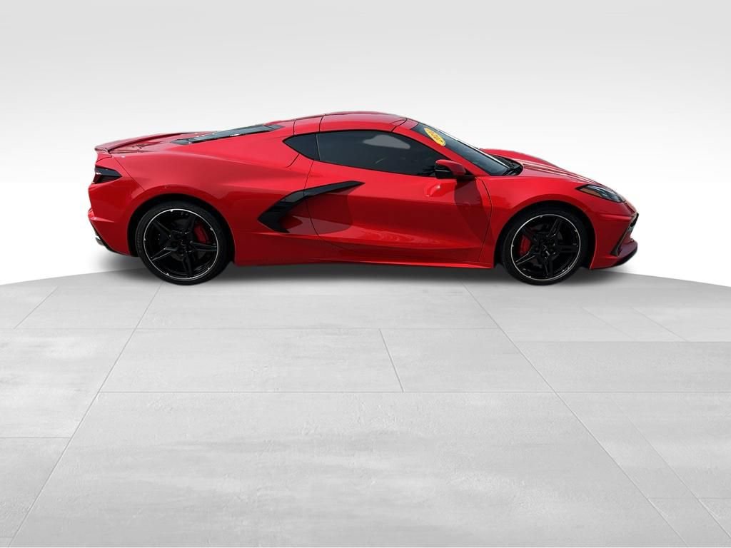 Used 2024 Chevrolet Corvette Stingray Preferred Cpe w/ Battery Protection Package RWD image 8
