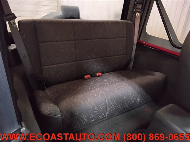 Used 2002 Jeep Wrangler X AWD/4WD image 15